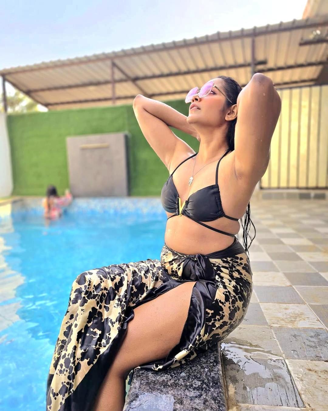 Empyrean Stay Ll 3Bhk Ll Black Horse Villa Ll Ac Ll Private Pool Ll Wifi II Lux Ll โลนาวาลา ภายนอก รูปภาพ