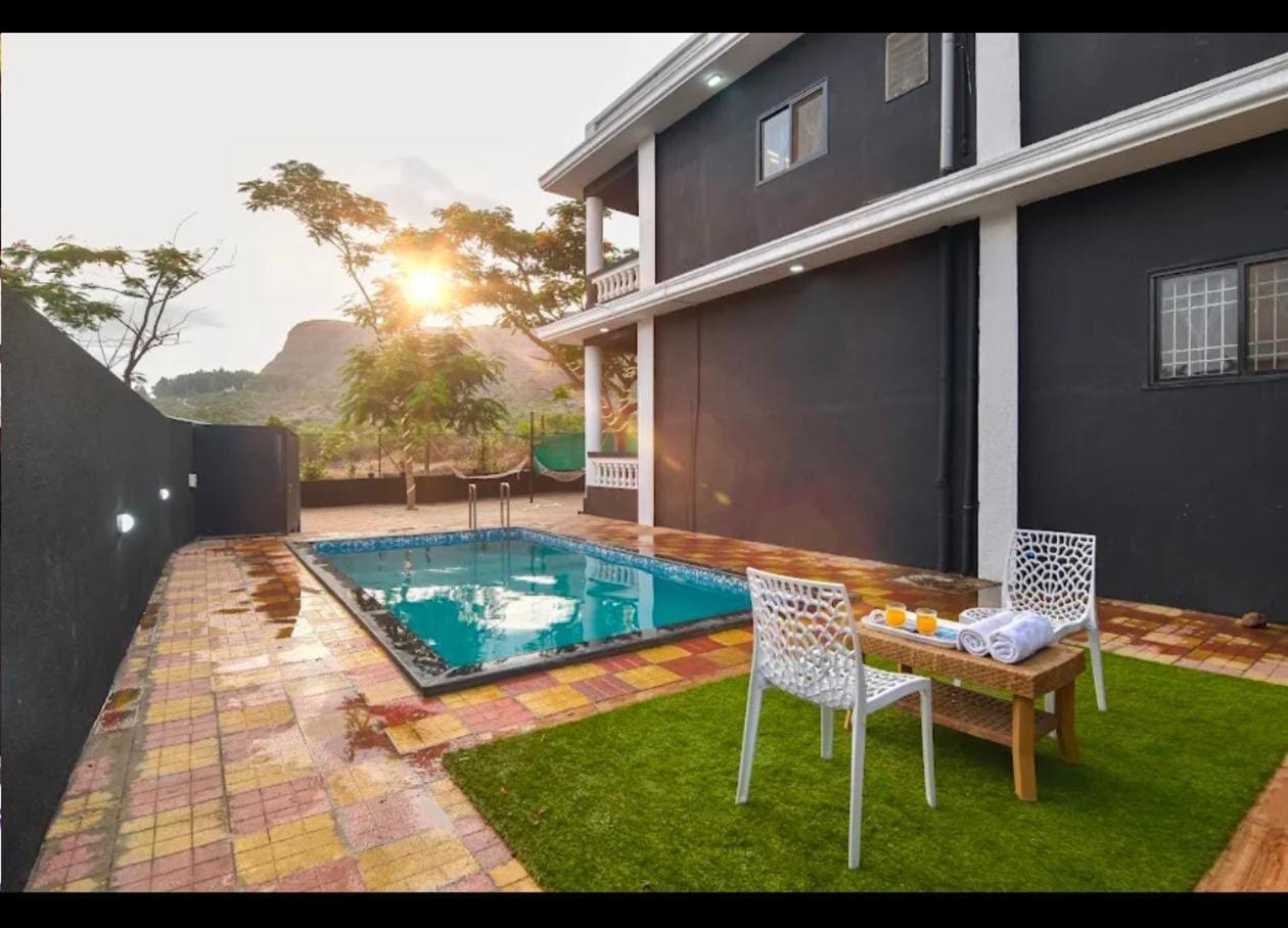 Empyrean Stay Ll 3Bhk Ll Black Horse Villa Ll Ac Ll Private Pool Ll Wifi II Lux Ll โลนาวาลา ภายนอก รูปภาพ