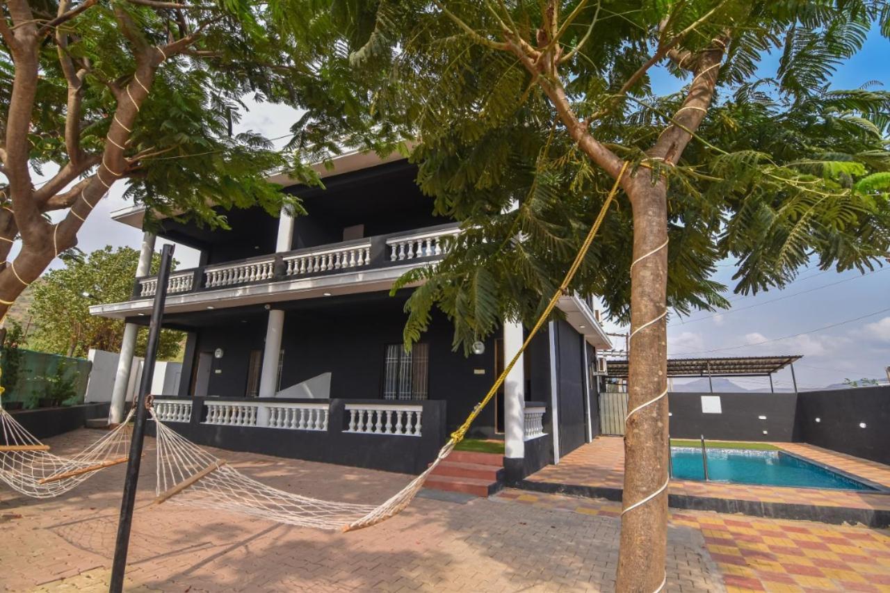 Empyrean Stay Ll 3Bhk Ll Black Horse Villa Ll Ac Ll Private Pool Ll Wifi II Lux Ll โลนาวาลา ภายนอก รูปภาพ
