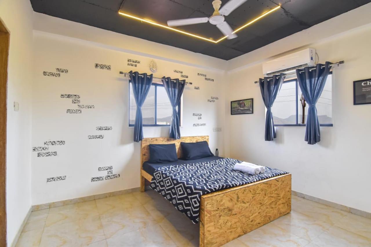 Empyrean Stay Ll 3Bhk Ll Black Horse Villa Ll Ac Ll Private Pool Ll Wifi II Lux Ll โลนาวาลา ภายนอก รูปภาพ