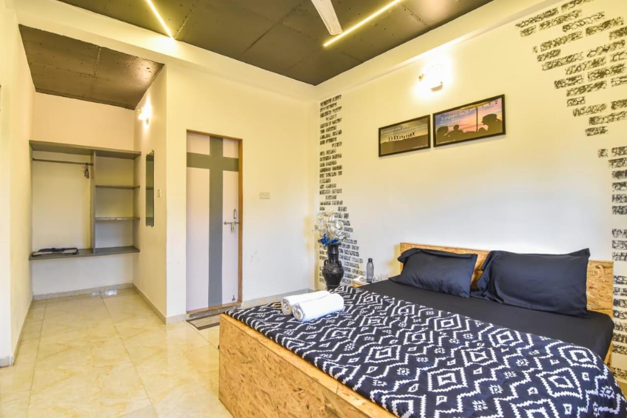 Empyrean Stay Ll 3Bhk Ll Black Horse Villa Ll Ac Ll Private Pool Ll Wifi II Lux Ll โลนาวาลา ภายนอก รูปภาพ