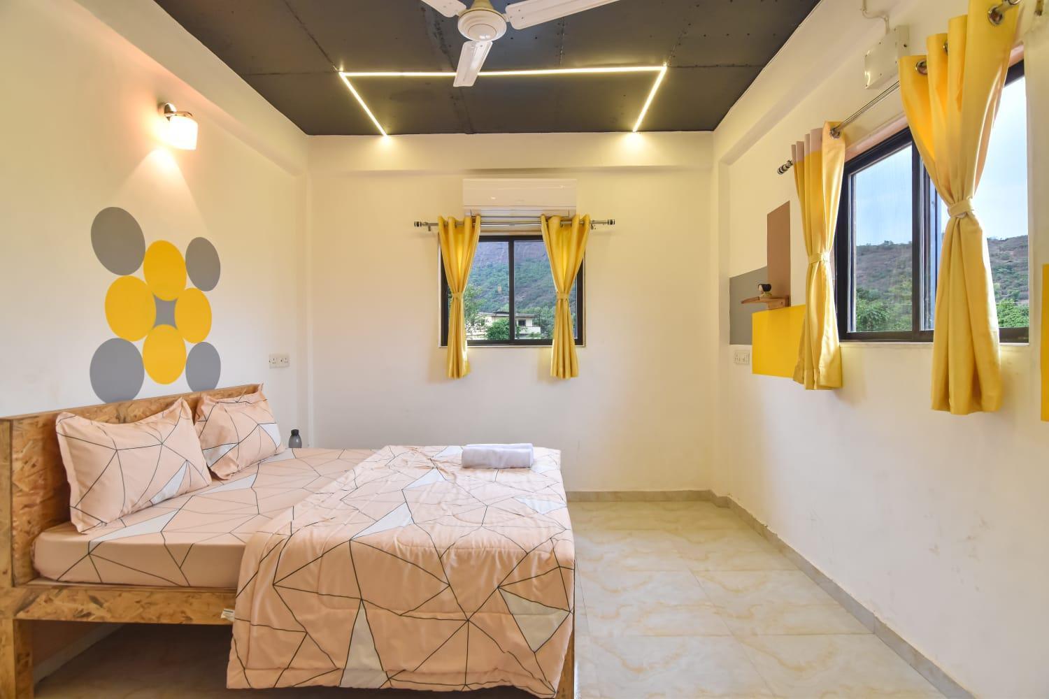 Empyrean Stay Ll 3Bhk Ll Black Horse Villa Ll Ac Ll Private Pool Ll Wifi II Lux Ll โลนาวาลา ภายนอก รูปภาพ